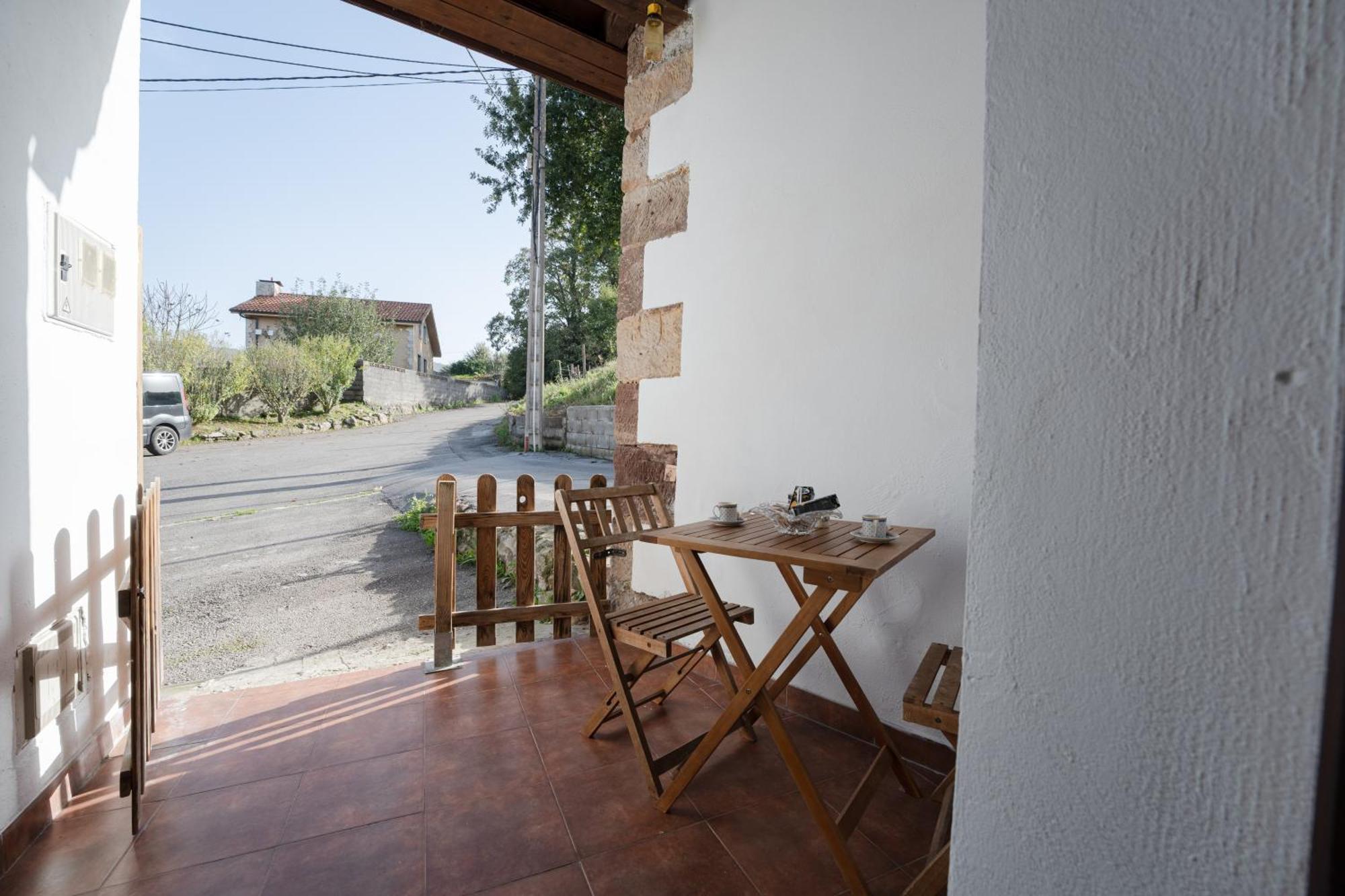 La Casita Del Puente Viejo Villa Oruna Екстериор снимка